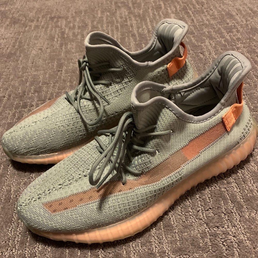 Yeezy 350v2 Boost TRFRM